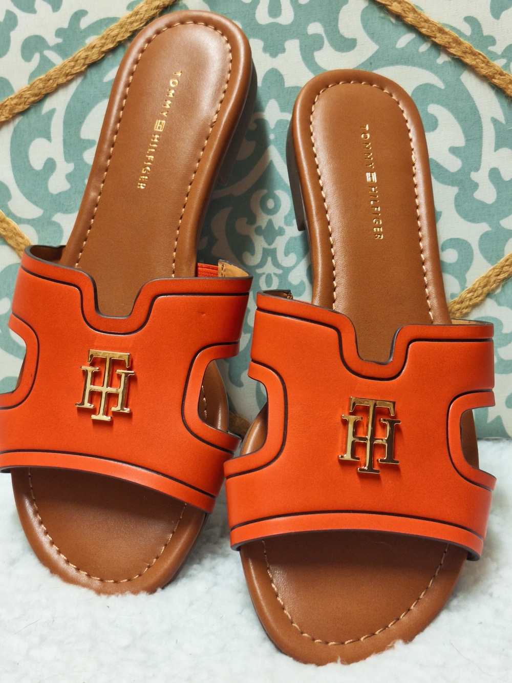 Tommy Hilfiger Women's Orange Slide Sandals Gold Metal Logo 7